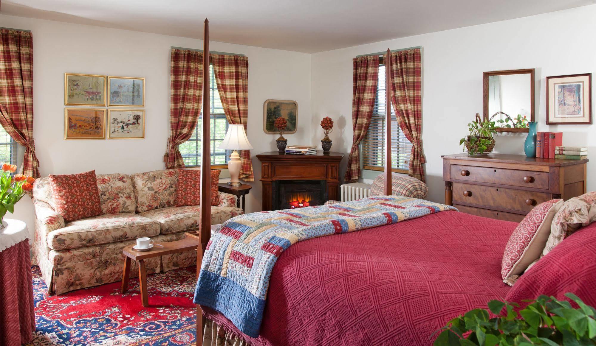 Thomas Shepherd Inn Shepherdstown Eksteriør bilde