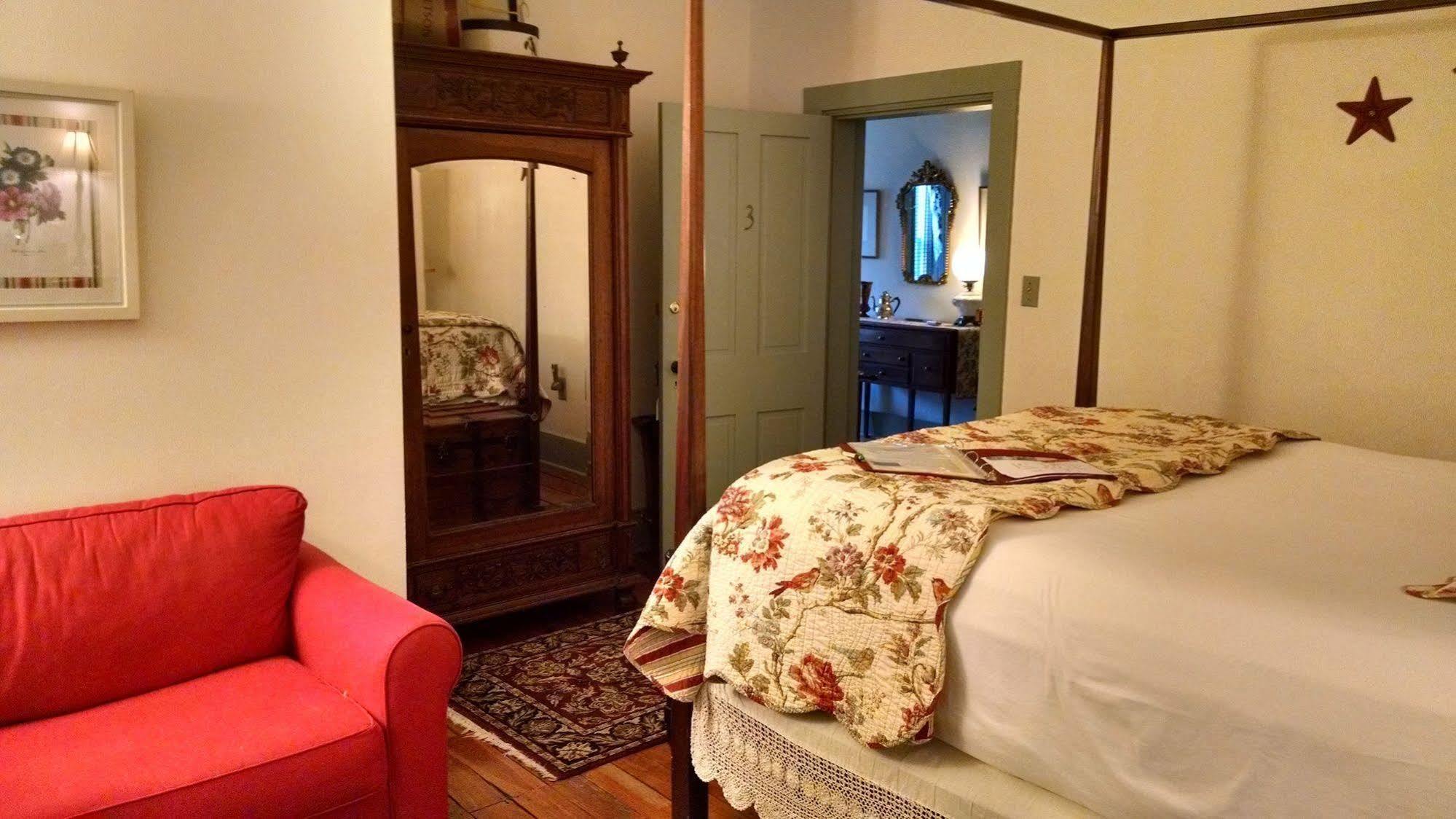 Thomas Shepherd Inn Shepherdstown Eksteriør bilde